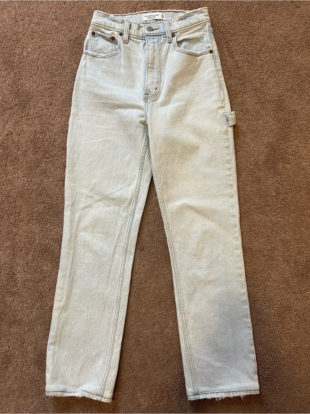 Abercrombie & Fitch The '90s Straight Ultra High Rise Jeans